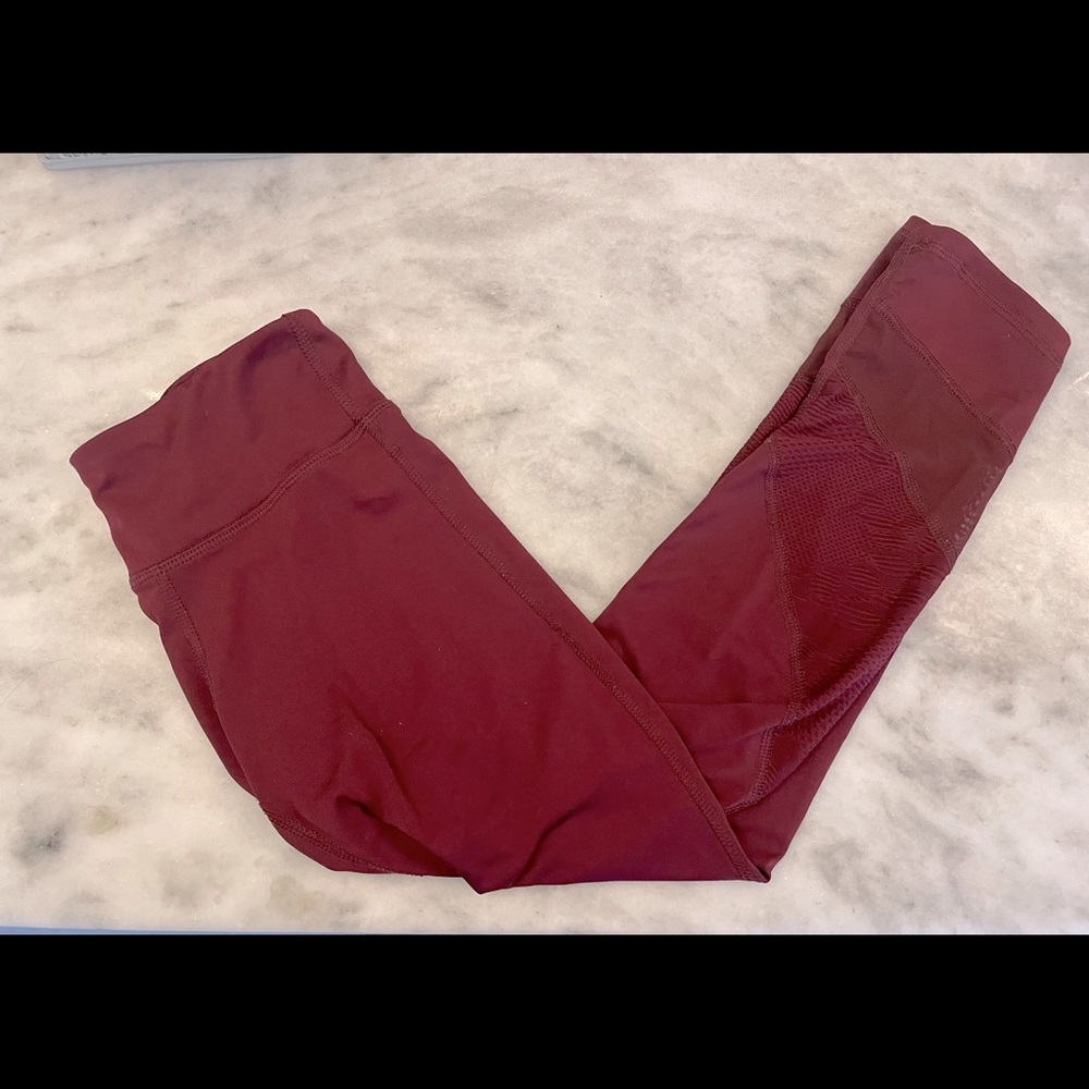 Burgundy Active Cropped leggings (girls/Old Navy)